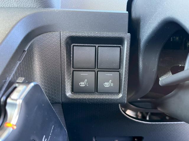 タント Ｘセレクション　車検整備付　禁煙車　両側スライド片側パワースライドドア　シートヒーター　ＬＥＤライト　オートライト　純正ナビ　地デジＴＶ　ＤＶＤ　バックカメラ　ＵＳＢジャック（9枚目）