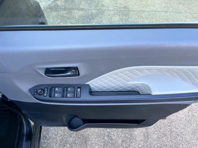 タント Ｘセレクション　車検整備付　禁煙車　両側スライド片側パワースライドドア　シートヒーター　ＬＥＤライト　オートライト　純正ナビ　地デジＴＶ　ＤＶＤ　バックカメラ　ＵＳＢジャック（20枚目）