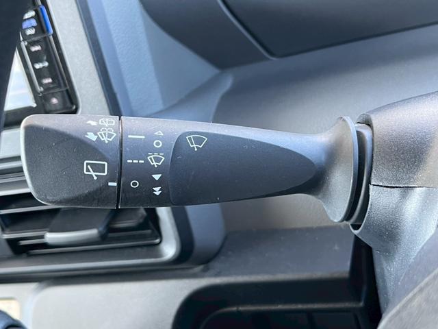 タント Ｘセレクション　車検整備付　禁煙車　両側スライド片側パワースライドドア　シートヒーター　ＬＥＤライト　オートライト　純正ナビ　地デジＴＶ　ＤＶＤ　バックカメラ　ＵＳＢジャック（50枚目）