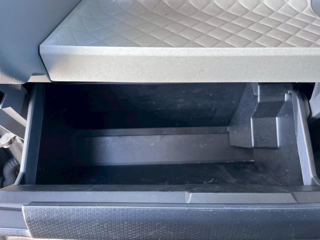 タント Ｘセレクション　車検整備付　禁煙車　両側スライド片側パワースライドドア　シートヒーター　ＬＥＤライト　オートライト　純正ナビ　地デジＴＶ　ＤＶＤ　バックカメラ　ＵＳＢジャック（69枚目）