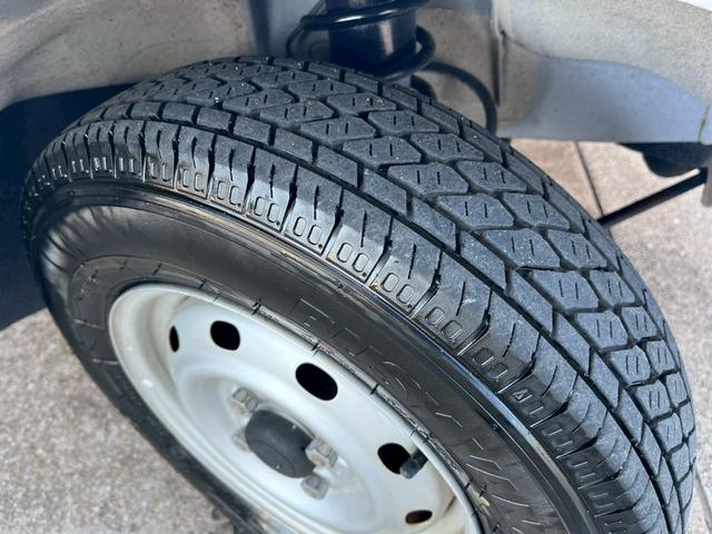 ハイゼットトラック エクストラVS 整備付 禁煙車 5MT 4WD エアコン パワステ パワーウィンドウ 荷台ライト 荷台マット(14枚目)