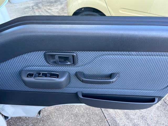 ハイゼットトラック エクストラVS 整備付 禁煙車 5MT 4WD エアコン パワステ パワーウィンドウ 荷台ライト 荷台マット(19枚目)