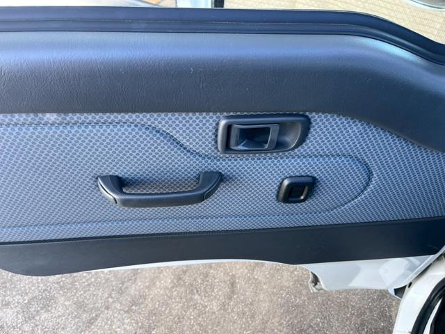 ハイゼットトラック エクストラVS 整備付 禁煙車 5MT 4WD エアコン パワステ パワーウィンドウ 荷台ライト 荷台マット(22枚目)