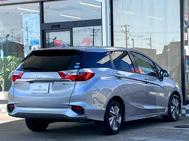 シャトル ハイブリッド　ホンダセンシング　車検整備付　禁煙車　衝突軽減ブレーキ　アダプティブクルーズコントロール　ナビ　バックカメラ　ＣＤ　Ｂｌｕｅｔｏｏｔｈ（3枚目）
