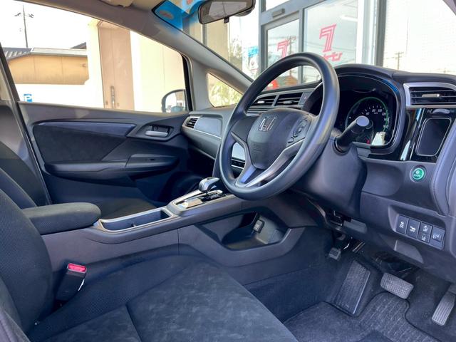 シャトル ハイブリッド　ホンダセンシング　車検整備付　禁煙車　衝突軽減ブレーキ　アダプティブクルーズコントロール　ナビ　バックカメラ　ＣＤ　Ｂｌｕｅｔｏｏｔｈ（18枚目）