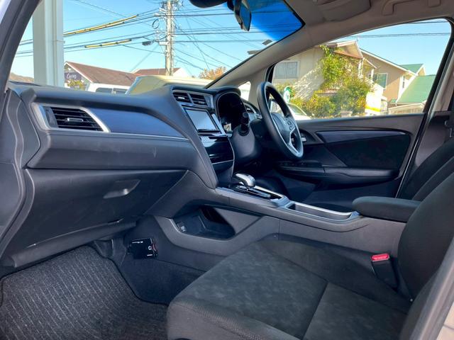 シャトル ハイブリッド　ホンダセンシング　車検整備付　禁煙車　衝突軽減ブレーキ　アダプティブクルーズコントロール　ナビ　バックカメラ　ＣＤ　Ｂｌｕｅｔｏｏｔｈ（21枚目）