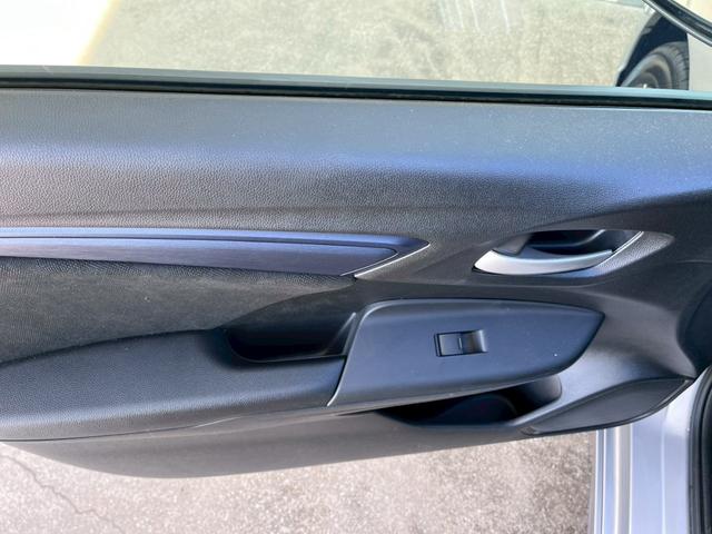 シャトル ハイブリッド　ホンダセンシング　車検整備付　禁煙車　衝突軽減ブレーキ　アダプティブクルーズコントロール　ナビ　バックカメラ　ＣＤ　Ｂｌｕｅｔｏｏｔｈ（22枚目）