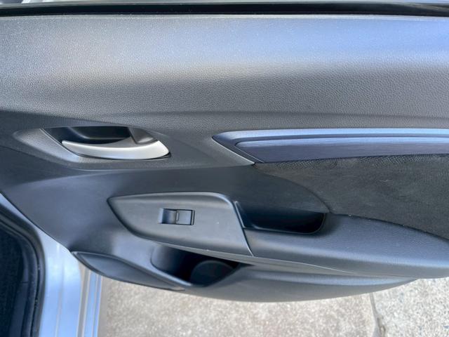 シャトル ハイブリッド　ホンダセンシング　車検整備付　禁煙車　衝突軽減ブレーキ　アダプティブクルーズコントロール　ナビ　バックカメラ　ＣＤ　Ｂｌｕｅｔｏｏｔｈ（25枚目）