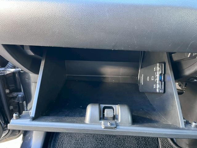 ワゴンR ハイブリッドFZ 整備付 保証付 禁煙車 衝突被害軽減ブレーキ ストラーダナビ 地デジ DVD再生 Bluetooth シートヒーター ベンチシート ETC スマートキー プッシュスタート クリアランスソナー(57枚目)