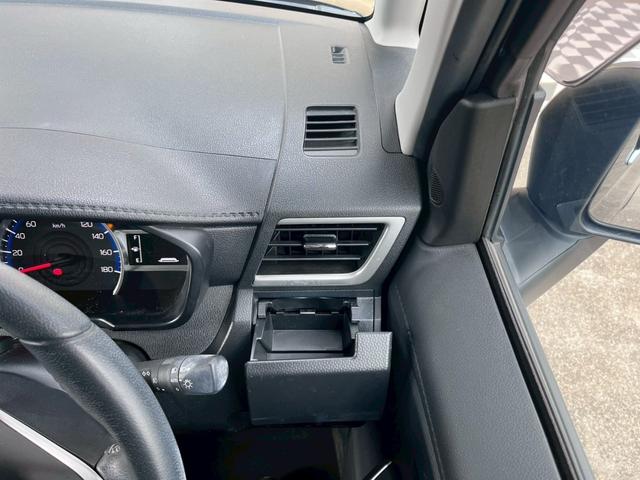 ルーミー カスタムG-T 整備付 保証継承 禁煙 衝突軽減ブレーキ 全周囲カメラ クリアランスソナー シートヒーター 純正SDナビ 地デジTV CD DVD Bluetooth LEDライト オートライト USB端子 ドラレコ(69枚目)