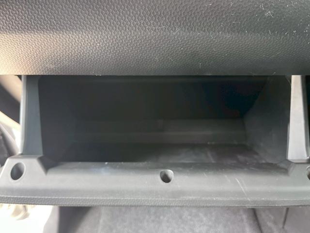 ルーミー カスタムG-T 整備付 保証継承 禁煙 衝突軽減ブレーキ 全周囲カメラ クリアランスソナー シートヒーター 純正SDナビ 地デジTV CD DVD Bluetooth LEDライト オートライト USB端子 ドラレコ(72枚目)