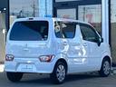 広い室内に加え、後席をワンタッチで倒せるため荷物の積み込みが簡単で、買い物や小旅行にも十分対応。燃費が良く維持費も抑えられるため経済的で、コンパクトな車体による取り回しの良さも移動を快適にしてくれます