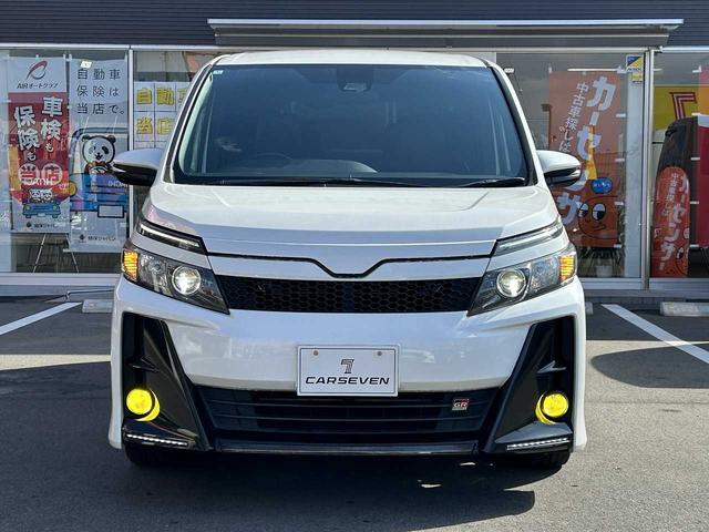 ヴォクシー ZS GRスポーツ GR専用フルエアロ・シート・ステアリング・18インチアルミ 両側電動スライドドア ナビNSZN-W66T フルセグ BT ETC Bカメラ ウーファー・ツイーター デュアルエアコン オートハイビーム(6枚目)