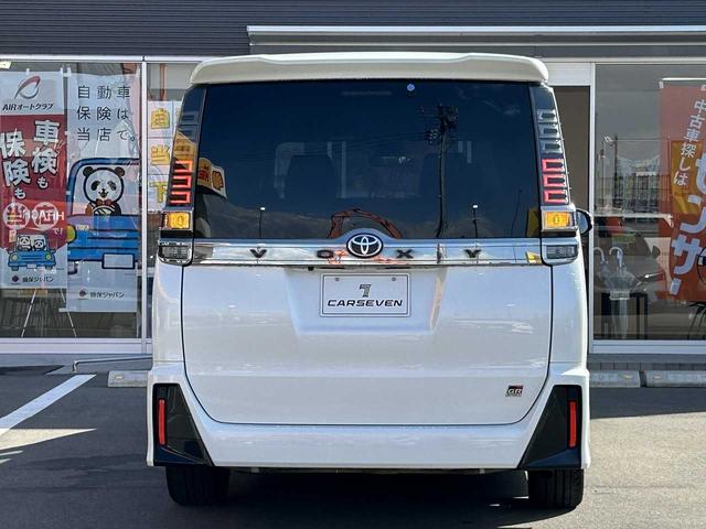 ヴォクシー ZS GRスポーツ GR専用フルエアロ・シート・ステアリング・18インチアルミ 両側電動スライドドア ナビNSZN-W66T フルセグ BT ETC Bカメラ ウーファー・ツイーター デュアルエアコン オートハイビーム(13枚目)