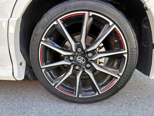 ヴォクシー ZS GRスポーツ GR専用フルエアロ・シート・ステアリング・18インチアルミ 両側電動スライドドア ナビNSZN-W66T フルセグ BT ETC Bカメラ ウーファー・ツイーター デュアルエアコン オートハイビーム(21枚目)