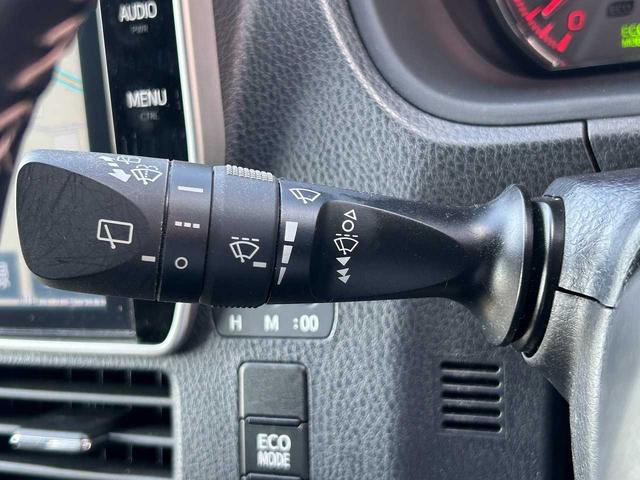 ヴォクシー ZS GRスポーツ GR専用フルエアロ・シート・ステアリング・18インチアルミ 両側電動スライドドア ナビNSZN-W66T フルセグ BT ETC Bカメラ ウーファー・ツイーター デュアルエアコン オートハイビーム(30枚目)