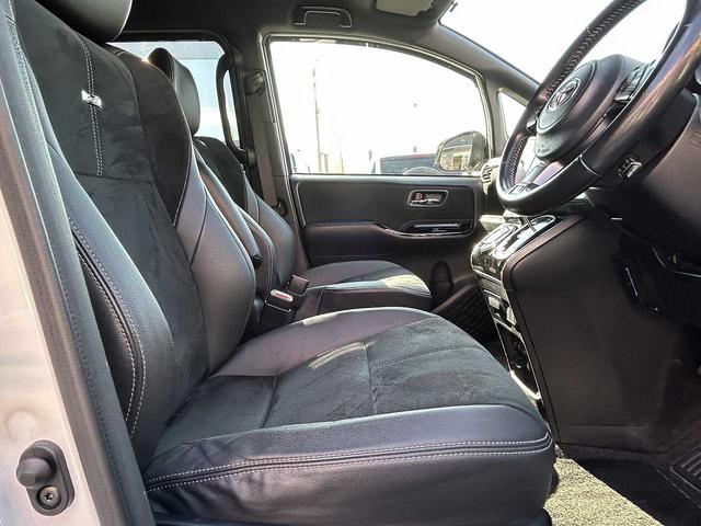 ヴォクシー ZS GRスポーツ GR専用フルエアロ・シート・ステアリング・18インチアルミ 両側電動スライドドア ナビNSZN-W66T フルセグ BT ETC Bカメラ ウーファー・ツイーター デュアルエアコン オートハイビーム(43枚目)