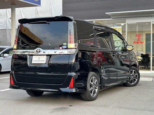 ヴォクシー ＺＳ　純正ナビＮＳＺＴ－Ｙ６６Ｔ　フルセグ　Ｂｌｕｅｔｏｏｔｈ　ＨＤＭＩ　ＵＳＢ　ＥＴＣ　クルコン　オートハイビーム　衝突軽減ブレーキ　オートリトラミラー　ＥＳＣ　レーンキープ　両側電動スライドドア（14枚目）