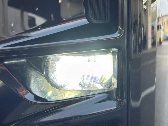 ヴォクシー ＺＳ　純正ナビＮＳＺＴ－Ｙ６６Ｔ　フルセグ　Ｂｌｕｅｔｏｏｔｈ　ＨＤＭＩ　ＵＳＢ　ＥＴＣ　クルコン　オートハイビーム　衝突軽減ブレーキ　オートリトラミラー　ＥＳＣ　レーンキープ　両側電動スライドドア（19枚目）