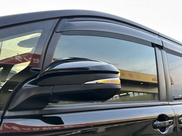 ヴォクシー ＺＳ　純正ナビＮＳＺＴ－Ｙ６６Ｔ　フルセグ　Ｂｌｕｅｔｏｏｔｈ　ＨＤＭＩ　ＵＳＢ　ＥＴＣ　クルコン　オートハイビーム　衝突軽減ブレーキ　オートリトラミラー　ＥＳＣ　レーンキープ　両側電動スライドドア（20枚目）