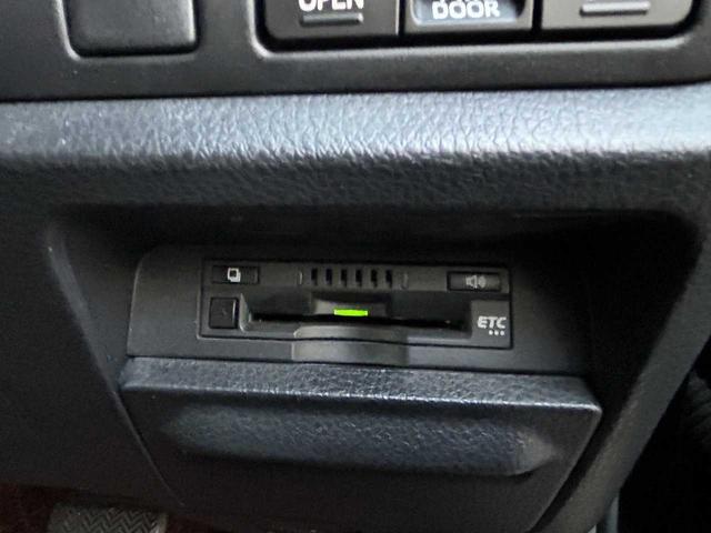 ヴォクシー ＺＳ　純正ナビＮＳＺＴ－Ｙ６６Ｔ　フルセグ　Ｂｌｕｅｔｏｏｔｈ　ＨＤＭＩ　ＵＳＢ　ＥＴＣ　クルコン　オートハイビーム　衝突軽減ブレーキ　オートリトラミラー　ＥＳＣ　レーンキープ　両側電動スライドドア（31枚目）