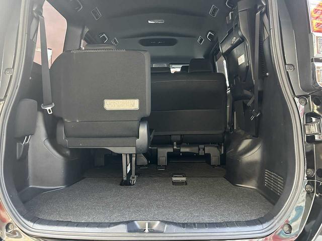 ヴォクシー ＺＳ　純正ナビＮＳＺＴ－Ｙ６６Ｔ　フルセグ　Ｂｌｕｅｔｏｏｔｈ　ＨＤＭＩ　ＵＳＢ　ＥＴＣ　クルコン　オートハイビーム　衝突軽減ブレーキ　オートリトラミラー　ＥＳＣ　レーンキープ　両側電動スライドドア（43枚目）
