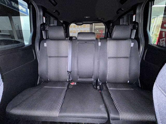 ヴォクシー ＺＳ　純正ナビＮＳＺＴ－Ｙ６６Ｔ　フルセグ　Ｂｌｕｅｔｏｏｔｈ　ＨＤＭＩ　ＵＳＢ　ＥＴＣ　クルコン　オートハイビーム　衝突軽減ブレーキ　オートリトラミラー　ＥＳＣ　レーンキープ　両側電動スライドドア（48枚目）