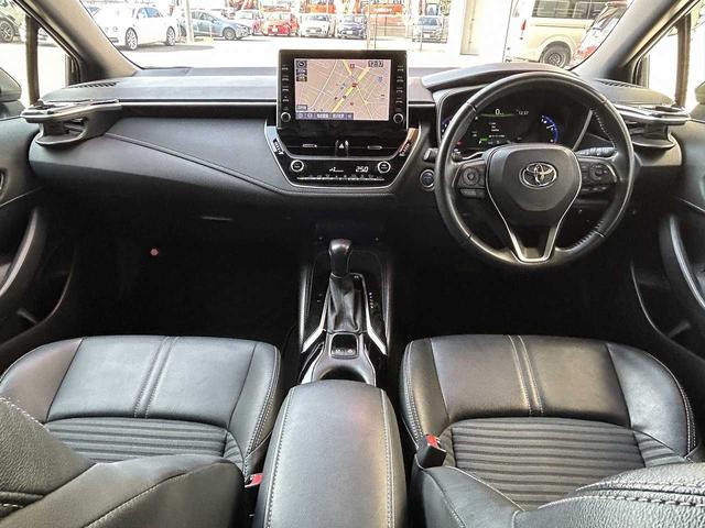 カローラスポーツ ハイブリッドＧ　フルセグ　Ｂｌｕｅｔｏｏｔｈ　バックカメラ　ＵＳＢ　ＥＴＣ　シートヒーター　クルコン　ＥＳＣ　レーンキープ　ＢＳＭ　ＲＣＴＡ　オートハイビーム　オートＬＥＤライト　衝突軽減ブレーキ　社外マフラー（19枚目）