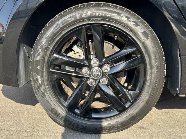 カローラスポーツ ハイブリッドＧ　フルセグ　Ｂｌｕｅｔｏｏｔｈ　バックカメラ　ＵＳＢ　ＥＴＣ　シートヒーター　クルコン　ＥＳＣ　レーンキープ　ＢＳＭ　ＲＣＴＡ　オートハイビーム　オートＬＥＤライト　衝突軽減ブレーキ　社外マフラー（27枚目）