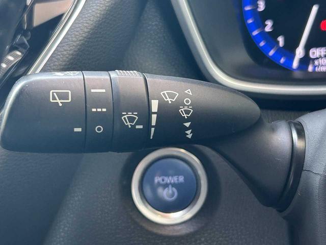 カローラスポーツ ハイブリッドＧ　フルセグ　Ｂｌｕｅｔｏｏｔｈ　バックカメラ　ＵＳＢ　ＥＴＣ　シートヒーター　クルコン　ＥＳＣ　レーンキープ　ＢＳＭ　ＲＣＴＡ　オートハイビーム　オートＬＥＤライト　衝突軽減ブレーキ　社外マフラー（44枚目）