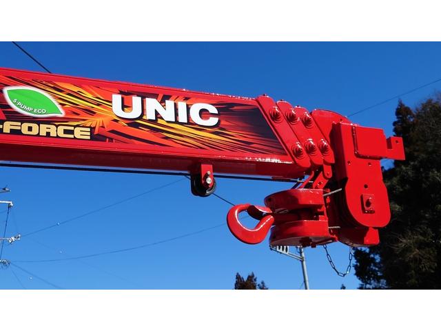 キャンター 　ワイド　スーパーロング　セーフティローダー　後輪二軸　荷台寸法５７００×２０６ｃｍ　ＵＮＩＣ　リモコン　バックカメラ　最大積載量２２５０ｋｇ　ＥＴＣ（32枚目）