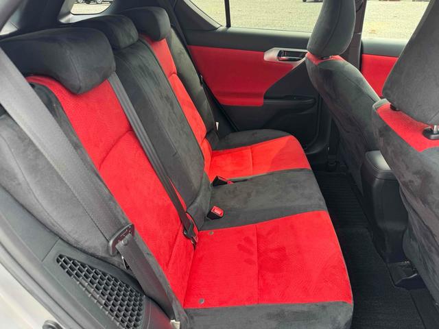 ＣＴ ＣＴ２００ｈ　Ｆスポーツ　禁煙車／１２ヶ月保証／安全装置／ナビ／Ｂｌｕｅｔｏｏｔｈ／ＤＶＤ再生／バックモニター／サンルーフ／スマートキー／ＥＴＣ／フルセグＴＶ／パワーシート／シートヒーター（15枚目）