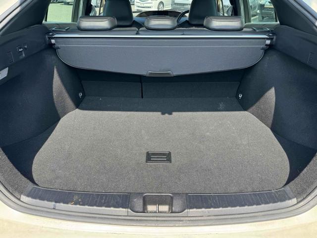 プリウス Ａツーリングセレクション　ワンオーナー／禁煙車／１２ヶ月保証／安全装置／ナビ／バックカメラ／Ｂｌｕｅｔｏｏｔｈ／ＨＤＭＩ／スマートキー／フルセグＴＶ／クルーズコントロール／パワーシート／シートヒーター／ドラレコ（17枚目）