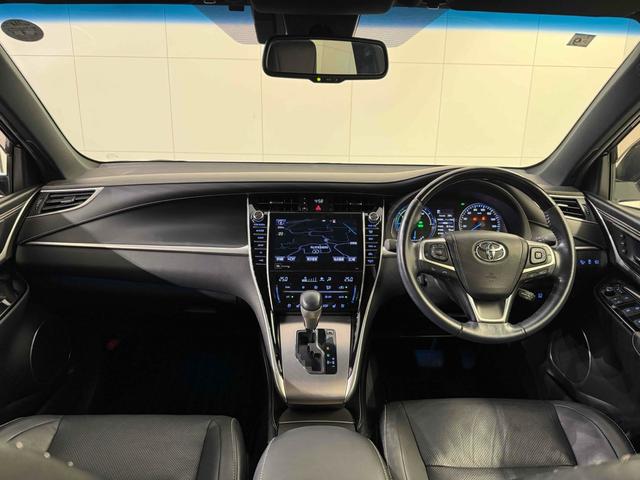 ハリアーハイブリッド プログレス　メタル　アンド　レザーパッケージ　ワンオーナー／禁煙車／１２ヶ月保証／安全装置／ナビ／Ｂｌｕｅｔｏｏｔｈ／スマートキー／フルセグＴＶ／パノラミックビュー／クルーズコントロール／パワーバックドア／パワーシート／シートエアコン（10枚目）