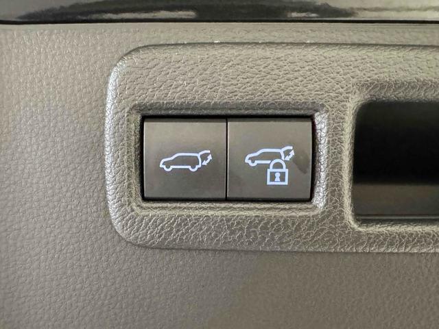 ハリアー Ｚ　ワンオーナー／禁煙車／１２ヶ月保証／安全装置／ナビ／パノラミックビューモニター／ＪＢＬ／ＵＳＢ／Ｂｌｕｅｔｏｏｔｈ／スマートキー／フルセグＴＶ／クルーズコントロール／パワーバックドア／パワーシート（17枚目）