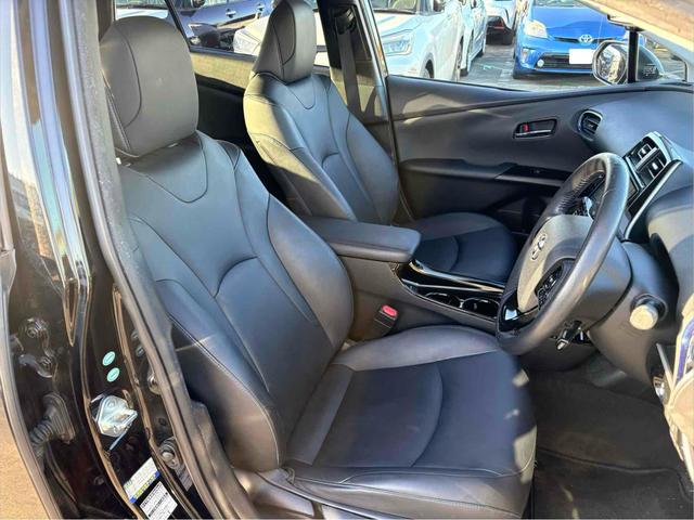 プリウス Ａツーリングセレクション　１２ヶ月保証／安全装置／ナビ／Ｂｌｕｅｔｏｏｔｈ／ＵＳＢ／フルセグＴＶ／ＣＤ・ＤＶＤ／シートヒーター／ドラレコ／オートライト／オートハイビーム／ＡＣ１００Ｖ（14枚目）