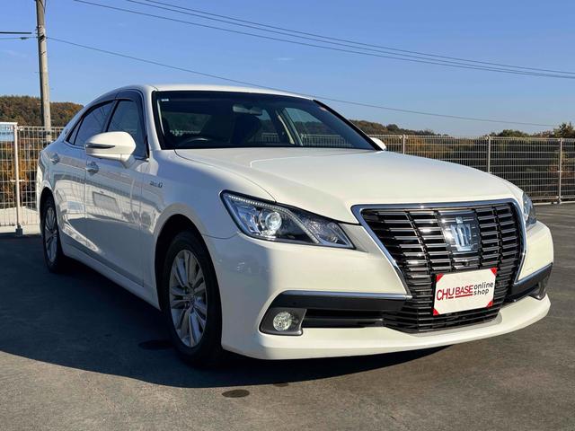 クラウンハイブリッド ロイヤルサルーン　ワンオーナー／禁煙車／１２ヶ月保証／ナビ／Ｂｌｕｅｔｏｏｔｈ／スマートキー／フルセグＴＶ／クルーズコントロール／パワーシート／シートヒーター／ステアリングヒーター（2枚目）