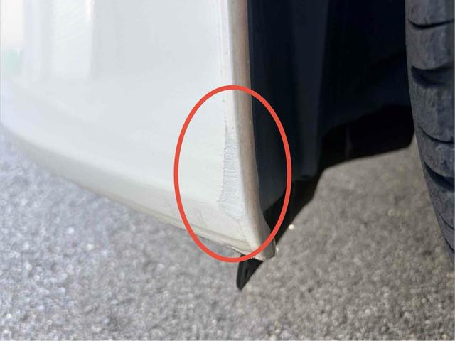 クラウンハイブリッド ロイヤルサルーン　ワンオーナー／禁煙車／１２ヶ月保証／ナビ／Ｂｌｕｅｔｏｏｔｈ／スマートキー／フルセグＴＶ／クルーズコントロール／パワーシート／シートヒーター／ステアリングヒーター（21枚目）