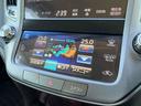 ロイヤルサルーン　ワンオーナー／禁煙車／１２ヶ月保証／ナビ／Ｂｌｕｅｔｏｏｔｈ／スマートキー／フルセグＴＶ／クルーズコントロール／パワーシート／シートヒーター／ステアリングヒーター（13枚目）
