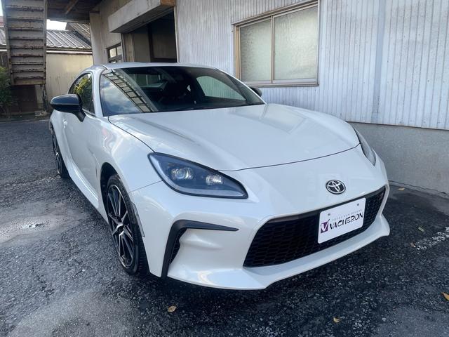 ＧＲ８６ ＳＺ　ワンオーナー　禁煙車　９インチナビ　フルセグ　ＤＶＤ再生　音楽録音　バックモニター（2枚目）