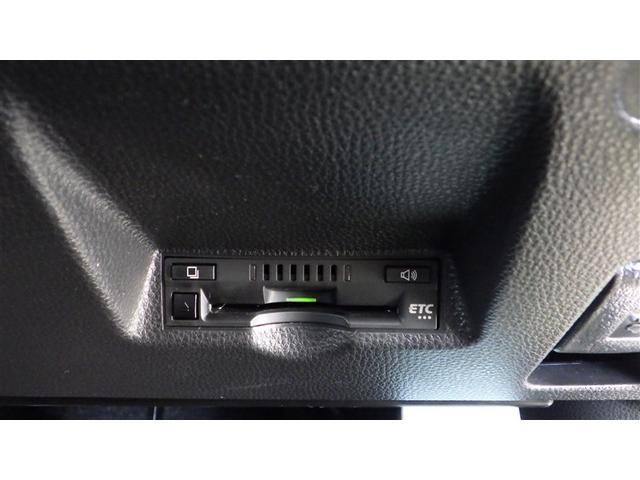 ヤリス ハイブリッドＺ　ミュージックプレイヤー接続可　バックカメラ　衝突被害軽減システム　ＥＴＣ　ドラレコ　ＬＥＤヘッドランプ　ワンオーナー　記録簿（18枚目）