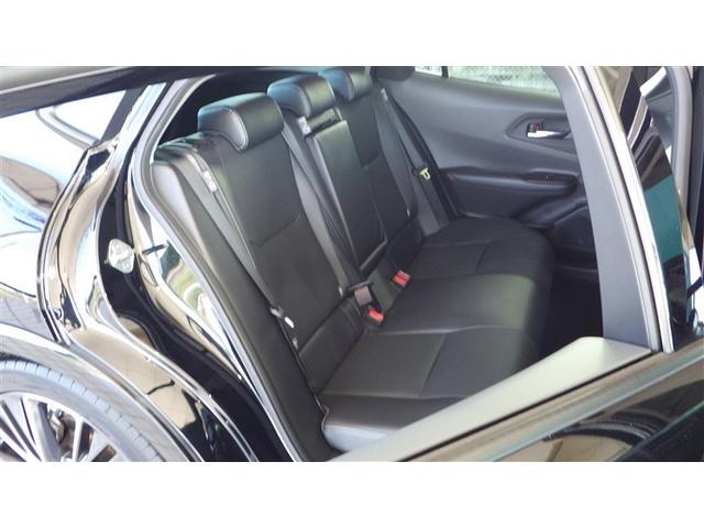 プリウス Ｚ　サンルーフ　フルセグ　ミュージックプレイヤー接続可　バックカメラ　衝突被害軽減システム　ＥＴＣ　ＬＥＤヘッドランプ　ワンオーナー（11枚目）