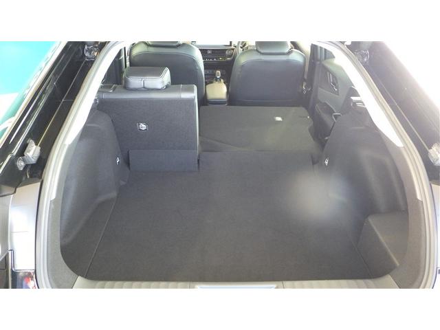 プリウス Ｚ　サンルーフ　フルセグ　ミュージックプレイヤー接続可　バックカメラ　衝突被害軽減システム　ＥＴＣ　ＬＥＤヘッドランプ　ワンオーナー（12枚目）