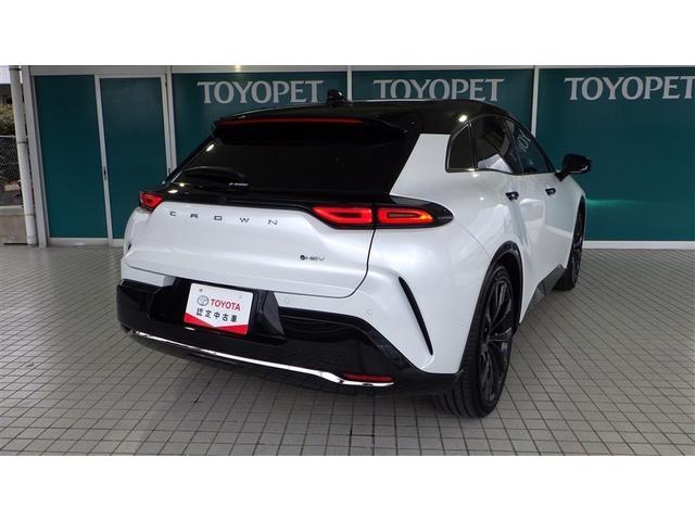 クラウンスポーツ Ｚ　革シート　サンルーフ　４ＷＤ　フルセグ　メモリーナビ　ミュージックプレイヤー接続可　バックカメラ　衝突被害軽減システム　ＥＴＣ　ドラレコ　ＬＥＤヘッドランプ　ワンオーナー　記録簿（3枚目）