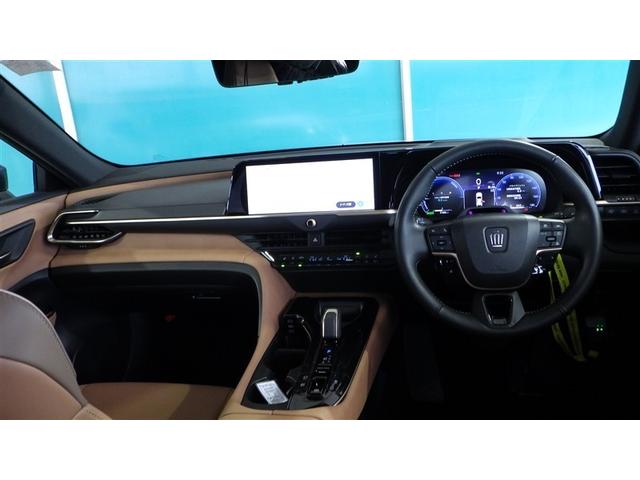 クラウンスポーツ Ｚ　革シート　サンルーフ　４ＷＤ　フルセグ　メモリーナビ　ミュージックプレイヤー接続可　バックカメラ　衝突被害軽減システム　ＥＴＣ　ドラレコ　ＬＥＤヘッドランプ　ワンオーナー　記録簿（5枚目）