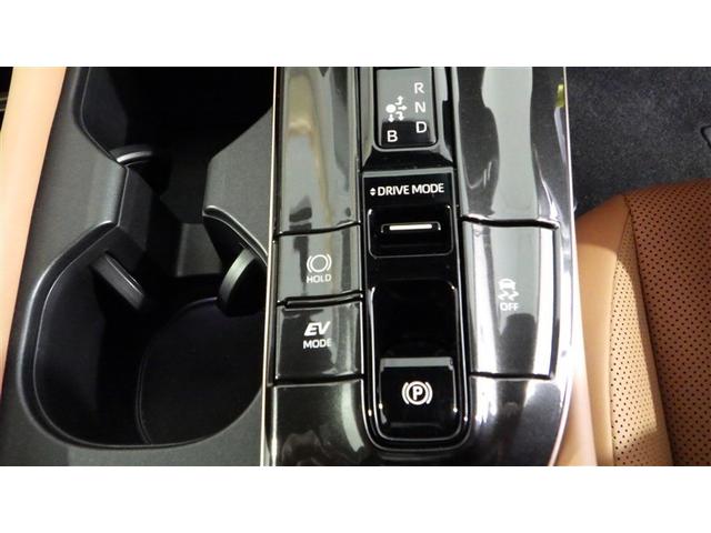 クラウンスポーツ Ｚ　革シート　サンルーフ　４ＷＤ　フルセグ　メモリーナビ　ミュージックプレイヤー接続可　バックカメラ　衝突被害軽減システム　ＥＴＣ　ドラレコ　ＬＥＤヘッドランプ　ワンオーナー　記録簿（9枚目）