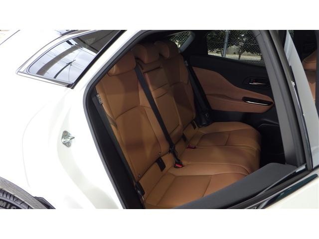 クラウンスポーツ Ｚ　革シート　サンルーフ　４ＷＤ　フルセグ　メモリーナビ　ミュージックプレイヤー接続可　バックカメラ　衝突被害軽減システム　ＥＴＣ　ドラレコ　ＬＥＤヘッドランプ　ワンオーナー　記録簿（11枚目）