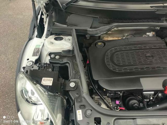 ＭＩＮＩ クーパーＤ　クロスオーバー　ＥＴＣ　アルミホイール　オートライト　キーレスエントリー　ＡＴ　盗難防止システム　ＡＢＳ　ＥＳＣ　ＣＤ　ミュージックプレイヤー接続可　エアコン　パワーステアリング　パワーウィンドウ（53枚目）