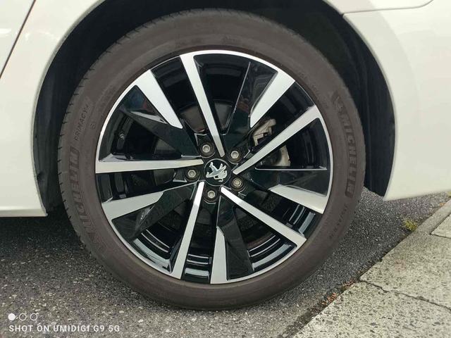 ５０８ ＧＴ　ブルーＨＤｉ　ドライブレコーダー　ＥＴＣ　バックカメラ　ナビ　クリアランスソナー　オートクルーズコントロール　レーンアシスト　衝突被害軽減システム　アルミホイール　オートライト　ＬＥＤヘッドランプ　パワーシート（11枚目）