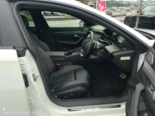 ５０８ ＧＴ　ブルーＨＤｉ　ドライブレコーダー　ＥＴＣ　バックカメラ　ナビ　クリアランスソナー　オートクルーズコントロール　レーンアシスト　衝突被害軽減システム　アルミホイール　オートライト　ＬＥＤヘッドランプ　パワーシート（38枚目）